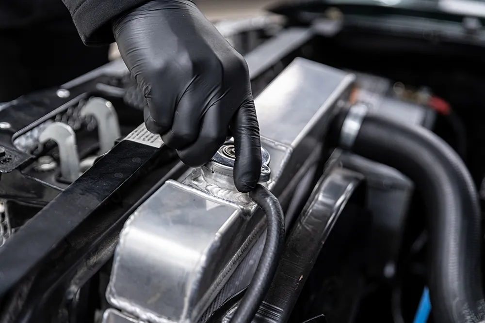 Auto Radiator Replacement: Ensuring Your Engine's Optimal Performance